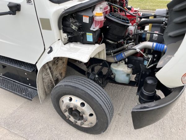 2020 Freightliner Box Truck - Image 12