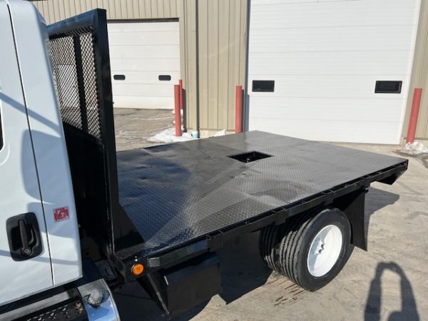 2018 International 4300 Flatbed Truck - Image 15