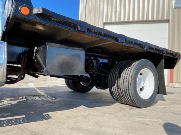 2018 International 4300 Flatbed Truck - Image 13