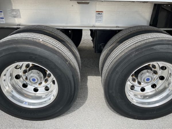 2025 EAST 30' Genesis Frame Dump Trailer - Image 15