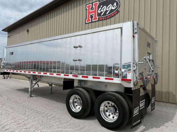 2025 EAST 30' Genesis Frame Dump Trailer - Image 5