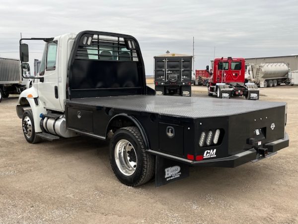 2018 International 4300 Flatbed - Image 2