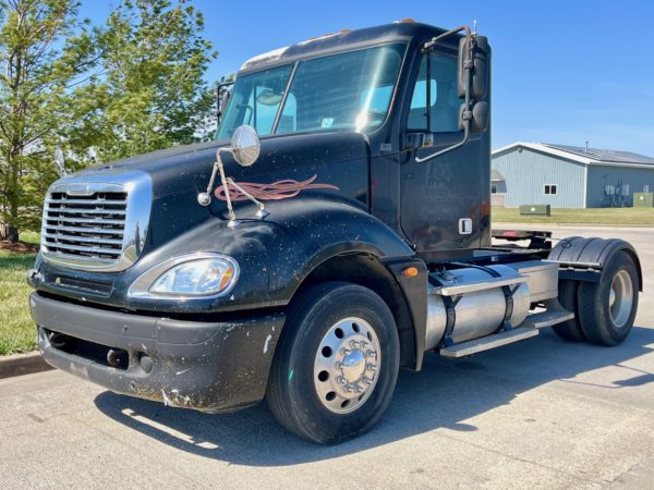 2006 Freightliner Columbia