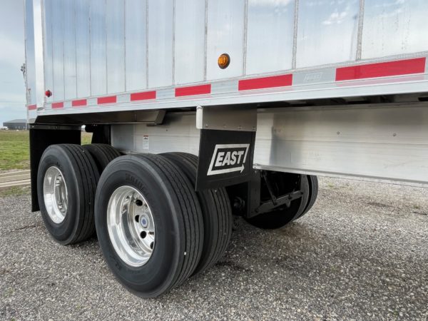 2025 EAST 26' Genesis Frame Dump Trailer - Image 8