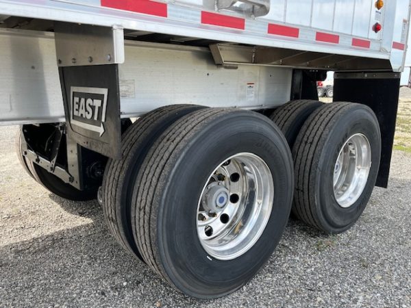 2025 EAST 26' Genesis Frame Dump Trailer - Image 7