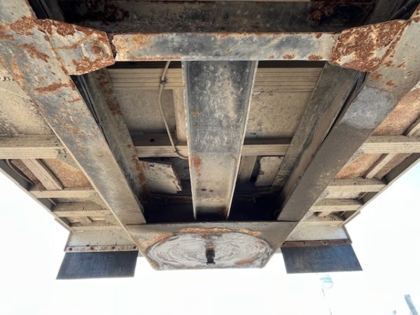 24' EAST Dump Trailer - Image 2