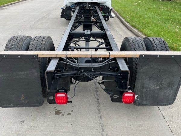 2019 International MV Chassis - Image 18