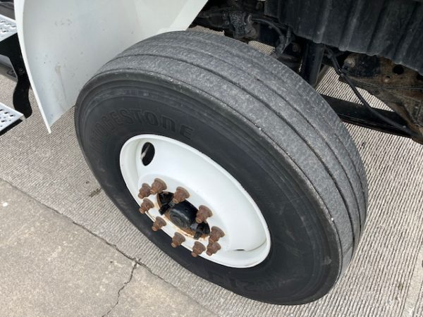 2019 International MV Chassis - Image 13