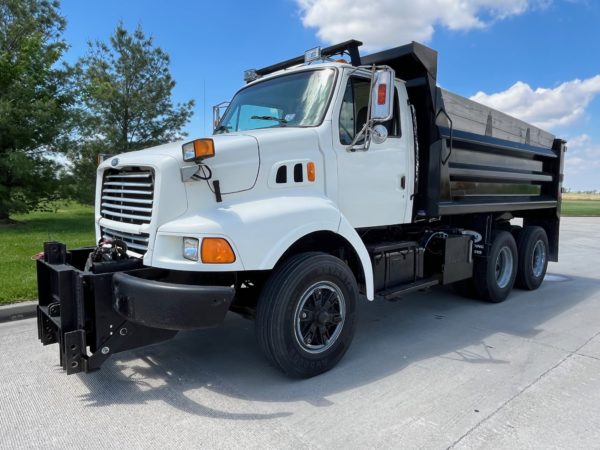 Ford L8000 Tandem Dump Truck