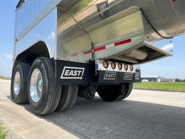 Barely Used 2025 EAST Hybrid - Image 9