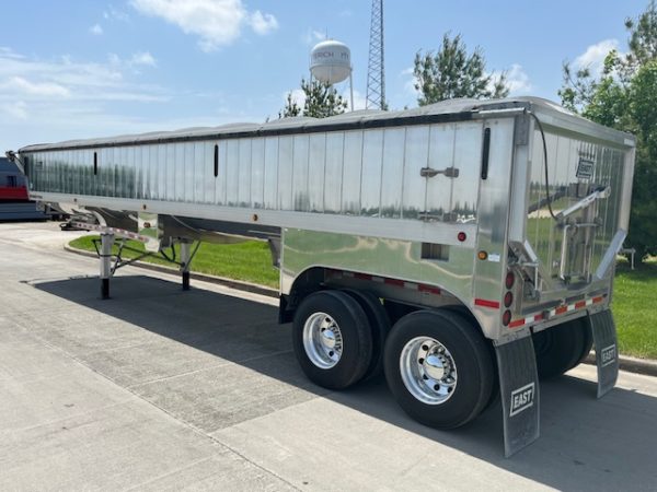 Barely Used 2025 EAST Hybrid - Image 6