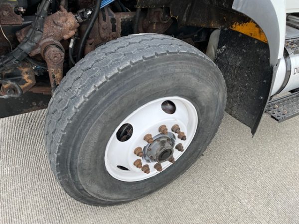 07 International 7400 Dump Truck - Image 6
