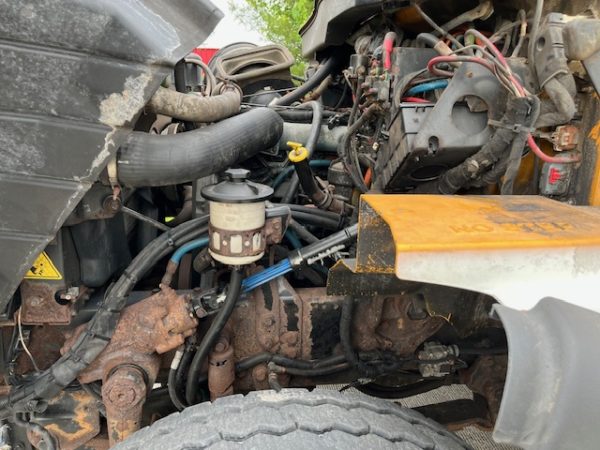 07 International 7400 Dump Truck - Image 5