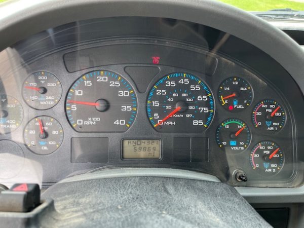 07 International 7400 Dump Truck - Image 3