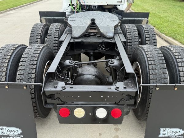 2016 Kenworth T440 - Image 9