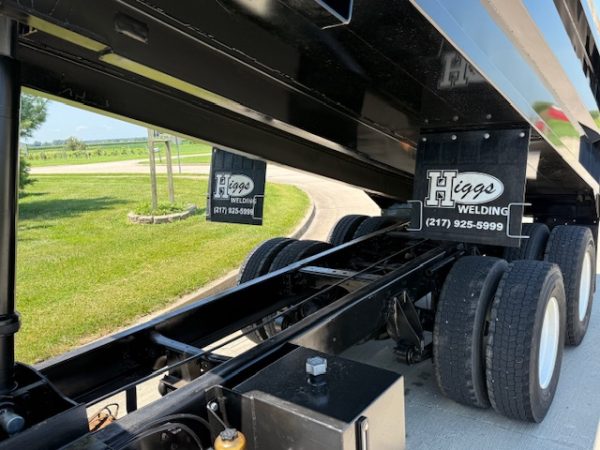 2020 International MV Dump Truck - Image 7