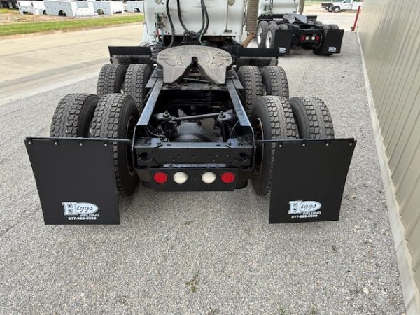 2014 Kenworth T440 - Image 10