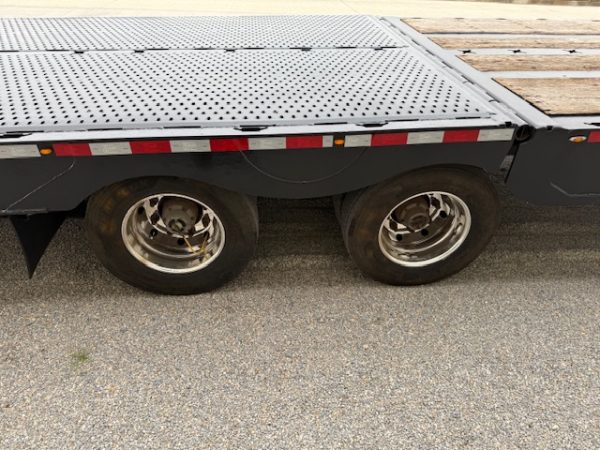 2017 48' Landoll Trailer - Image 8