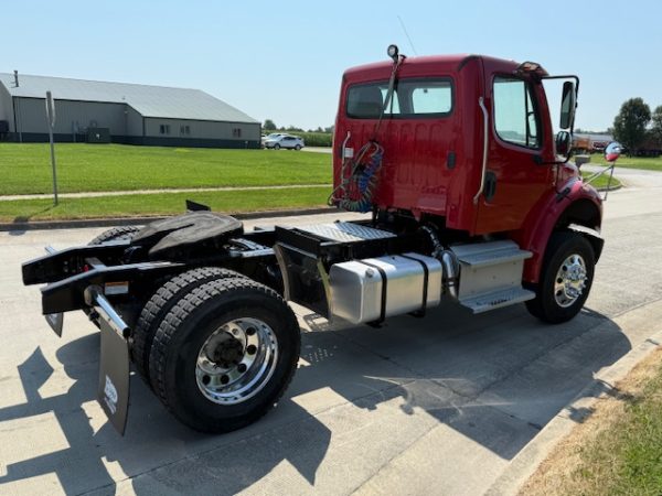 2016 Freightliner M2 - Image 11