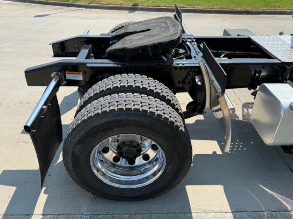 2016 Freightliner M2 - Image 10