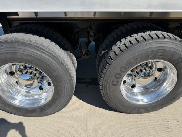 2016 Freightliner M2 Grain Truck - Image 21