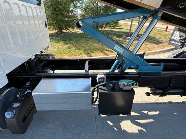 2016 Freightliner M2 Grain Truck - Image 16