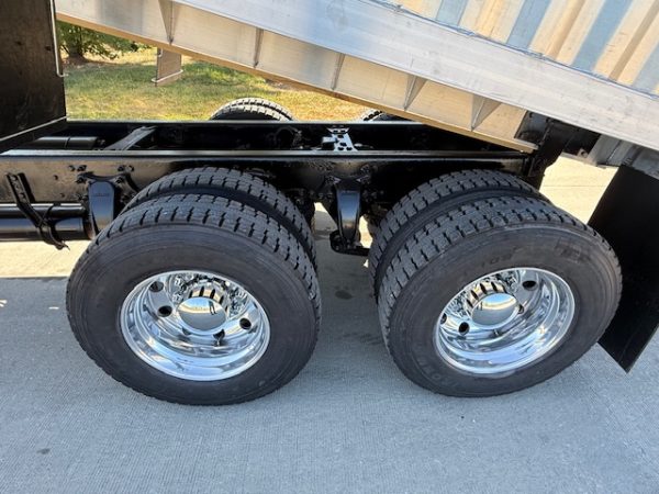 2016 Freightliner M2 Grain Truck - Image 15