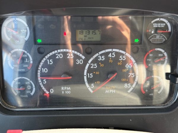 2016 Freightliner M2 Grain Truck - Image 3