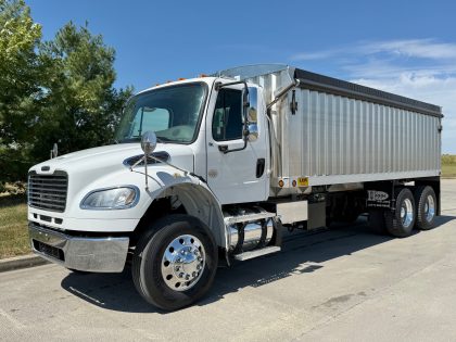 2016 Freightliner M2 Grain Truck