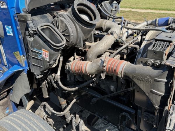 2016 Kenworth T370 - Image 6