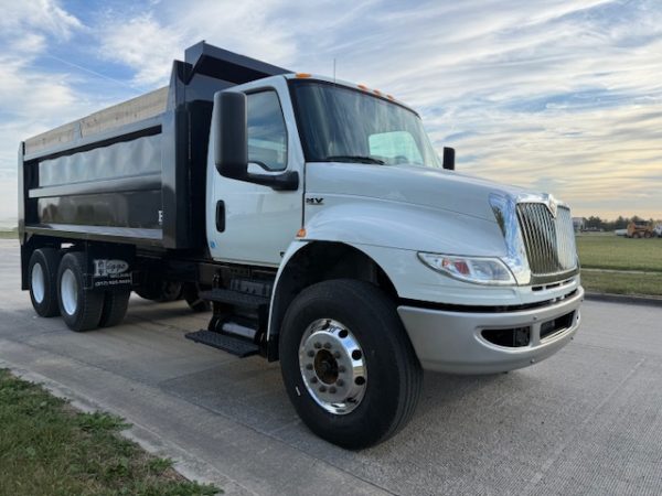 2021 International Tandem Dump Truck - Image 21