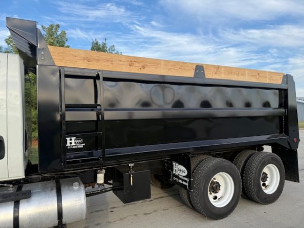 2021 International Tandem Dump Truck - Image 19