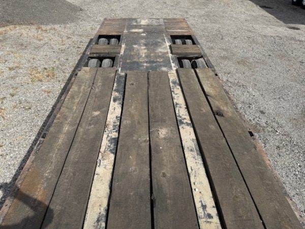 Hydraulic Tail Equipment Trailer - Image 19