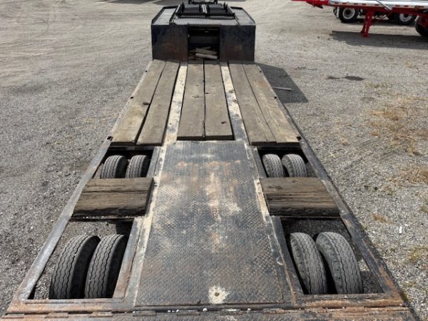 Hydraulic Tail Equipment Trailer - Image 11