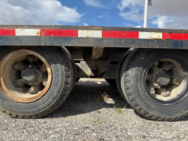 Hydraulic Tail Equipment Trailer - Image 10