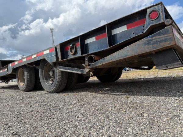 Hydraulic Tail Equipment Trailer - Image 9