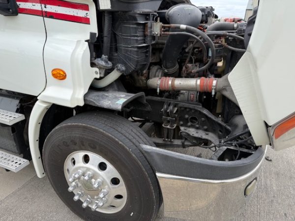 Freightliner Cascadia Grain Truck - Image 5