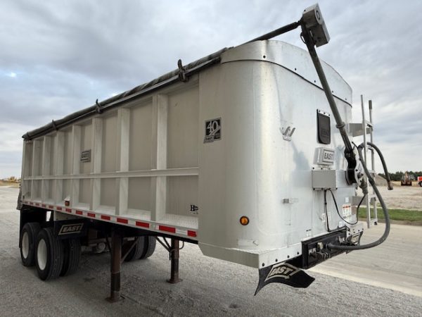 2009 EAST 24' Dump Trailer - Image 10