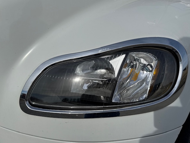 2006 Freightliner M2 Grain Truck - Image 20