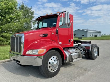 2012 Peterbilt 337