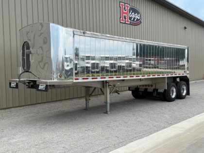 Bareley Used 2026 32' EAST