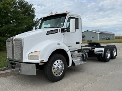 2020 Kenworth T880 Daycab