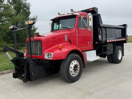 2000 Peterbilt 330 Dump Truck